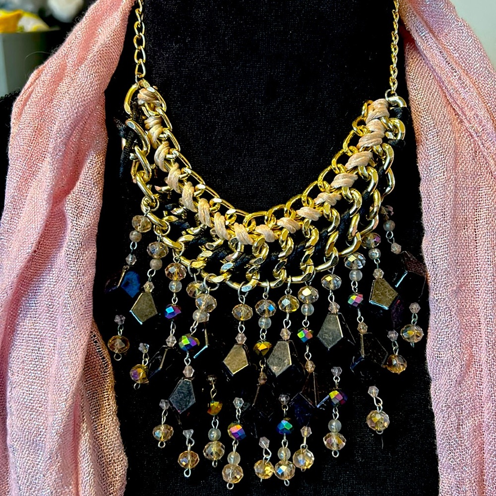Vintage BoHo Gypsy Black Beaded Necklace Goldtone With Pink Metallic Scarf